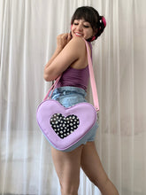 Cargar imagen en el visor de la galería, BOLSA CORAZÓN PÚRPURA