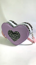 Cargar imagen en el visor de la galería, BOLSA CORAZÓN PÚRPURA