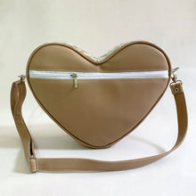Cargar imagen en el visor de la galería, BOLSA CORAZÓN CAPUCHINO