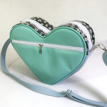 Cargar imagen en el visor de la galería, BOLSA CORAZÓN MARGARITA