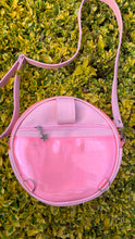 Cargar imagen en el visor de la galería, BOLSO BARBIE “B”