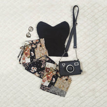 Cargar imagen en el visor de la galería, BOLSO POCKET BLACK VELVET