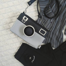 Cargar imagen en el visor de la galería, BOLSA CÁMARA SMOKE