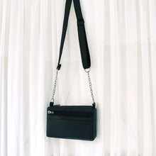 Cargar imagen en el visor de la galería, BOLSO POCKET BLACK VELVET