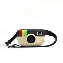 Cargar imagen en el visor de la galería, CANGURERA CÁMARA INSTA