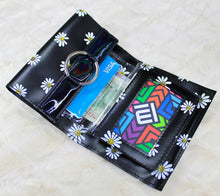 Cargar imagen en el visor de la galería, CARTERA NIGHT BLOOM