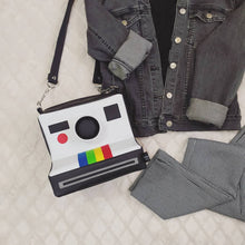 Cargar imagen en el visor de la galería, BOLSO POLAROID