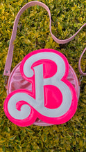 Cargar imagen en el visor de la galería, BOLSO BARBIE “B”
