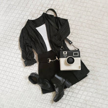 Cargar imagen en el visor de la galería, BOLSO CÁMARA ELEGANCE
